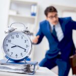 Зображення пунктуальності на роботі