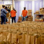 Волонтери 412 Food Rescue рятують їжу